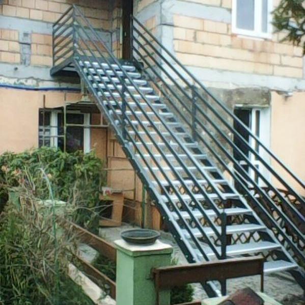 Metalowe schody 2